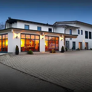 3* Hotel Hotel-renner
